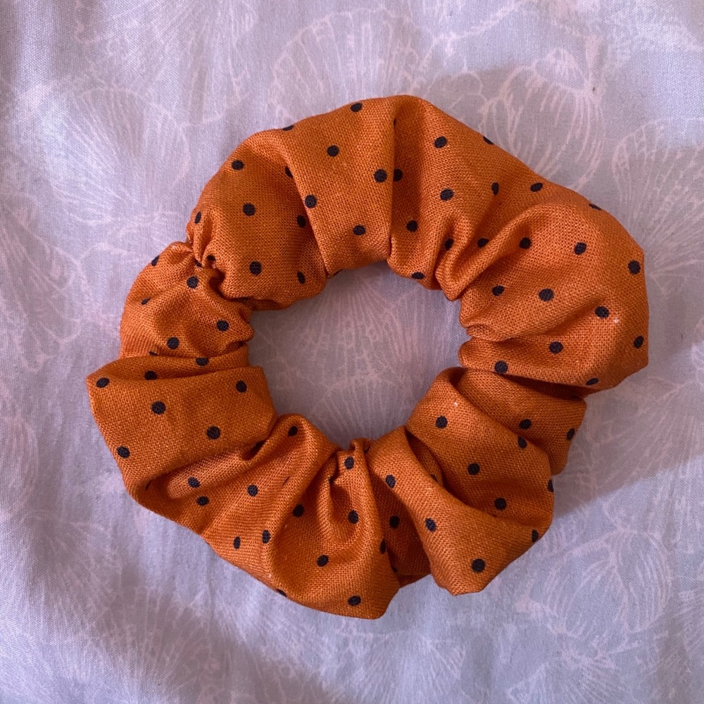 Handmade orange and black dots scrunchie!